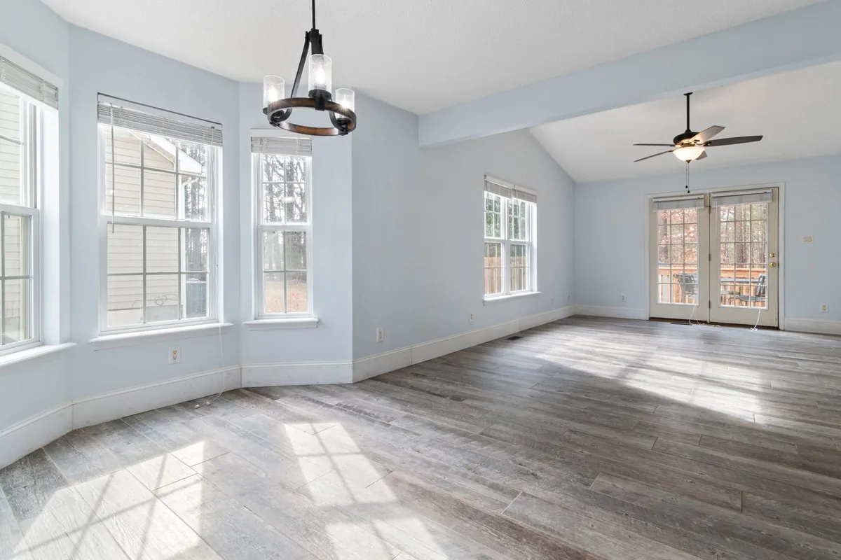 Clean, safe room after biohazard cleanup in Farmingdale, NY